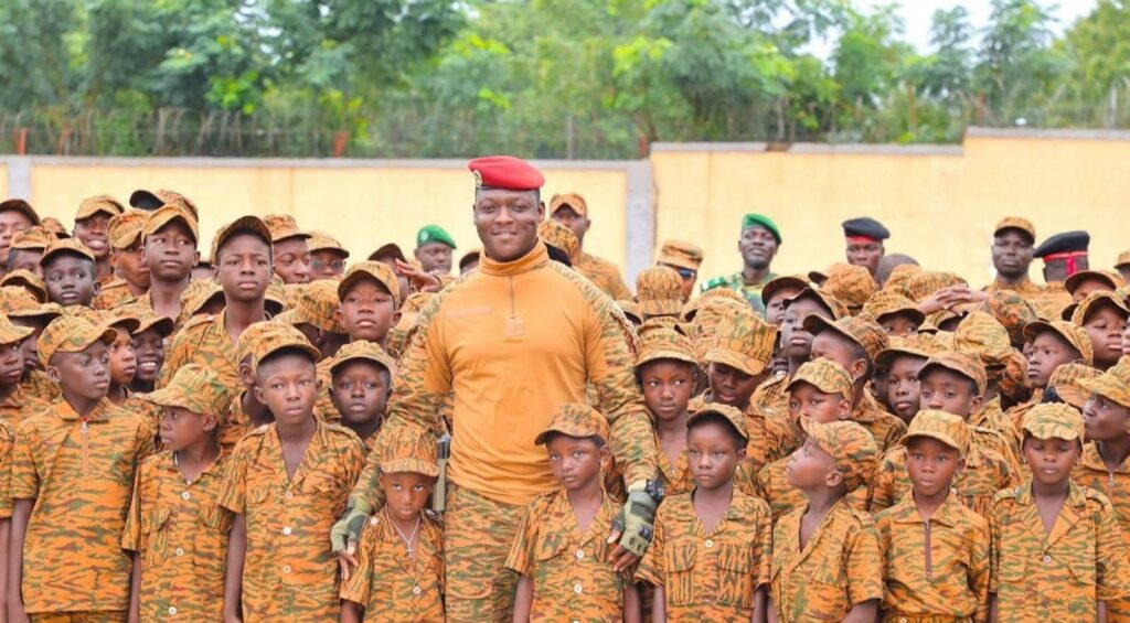 🇧🇫 Ibrahim Traoré : « Construire ce pays est le devoir de notre jeunesse et de nos enfants »