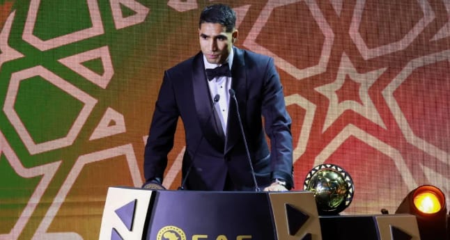 Achraf Hakimi entre dans la légende : premier défenseur couronné Ballon d’Or Africain