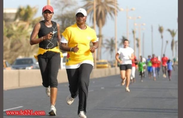 Femmes et cœur : pourquoi l’activité physique leur offre un avantage surprenant