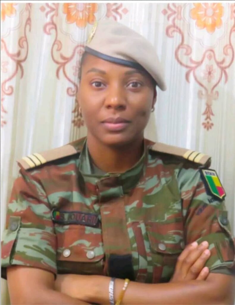 Bénin / Société: Silifatou Bouari prend la tête du Lycée militaire des jeunes filles