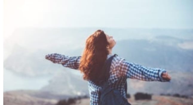 Les 7 habitudes qui sabotent le bonheur, selon les spécialistes