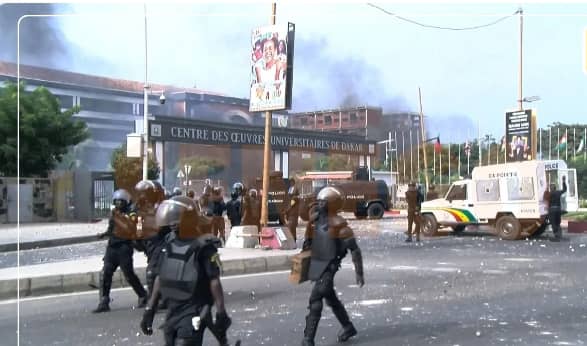 UCAD : Le retour des tensions étudiantes plonge le campus dans la tourmente