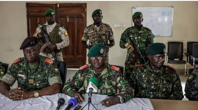 Guinée-Bissau : Les militaires serrent la vis et suspendent toute mobilisation publique