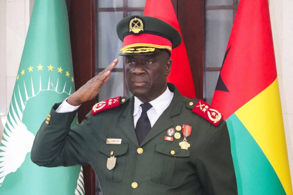 Guinée-Bissau : Horta N’Tam investi président de la transition — une nouvelle junte militaire prend le pouvoir