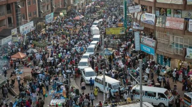 Ouganda : inquiétudes internationales face à l’escalade répressive avant les élections de 2026