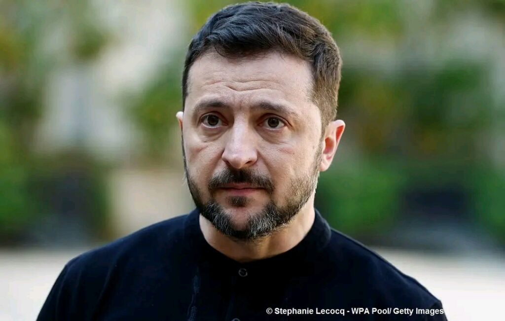 Ukraine / Diplomatie: Les Européens pressent Zelenski d’attendre des garanties américaines avant tout accord avec Moscou