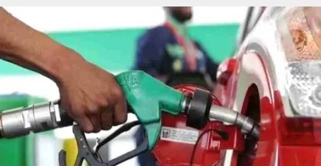 Sénégal : le carburant s’allège, la Senelec dans le viseur des réformes
