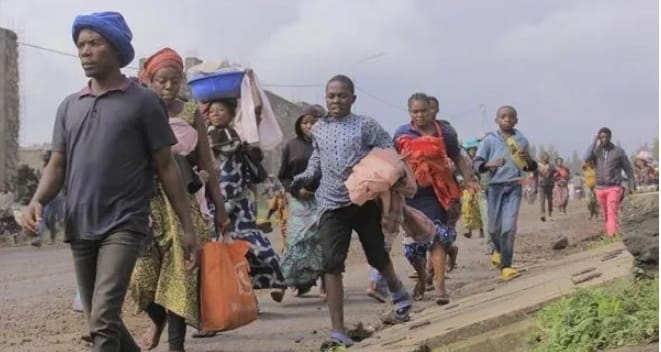Crise humanitaire à la frontière burundaise : des dizaines de milliers de Congolais fuyant l’offensive du M23