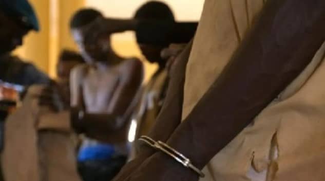 Thiès : cinq individus déférés au parquet pour des faits qualifiés d’actes contre nature