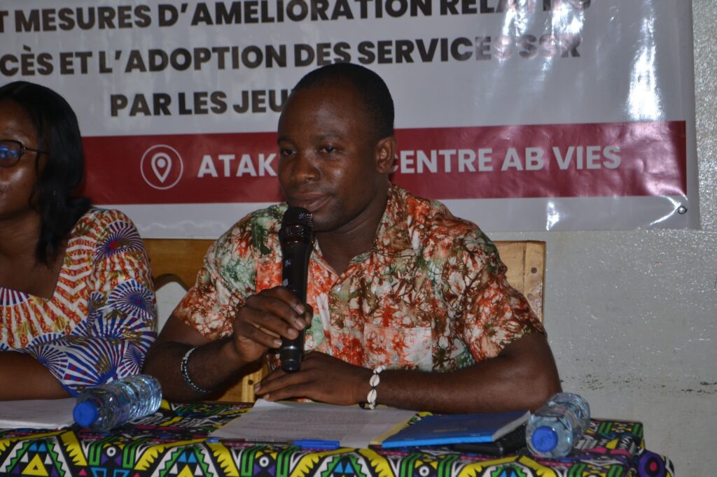 Togo/Plateaux Est : une concertation régionale pour renforcer l’accès des jeunes aux services de santé sexuelle et reproductive