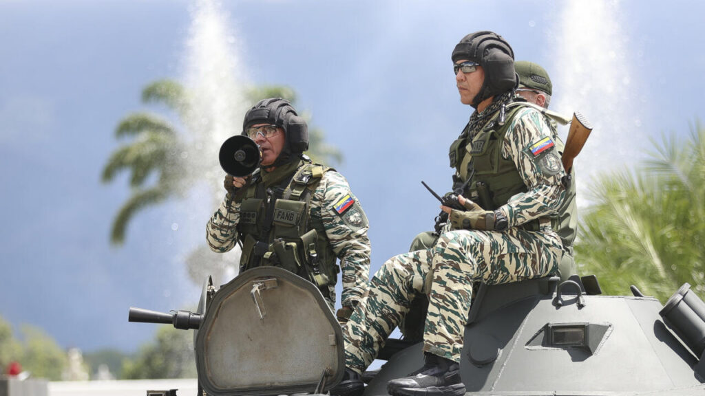 Venezuela : tension internationale après le déploiement de groupes paramilitaires dans les rues