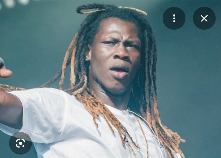 Violences conjugales : le rappeur Doums entendu par la justice après une plainte d’Adèle Exarchopoulos