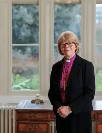 Religion : Sarah Mullally, une femme à la tête de l’Église anglicane, un tournant historique sous tension