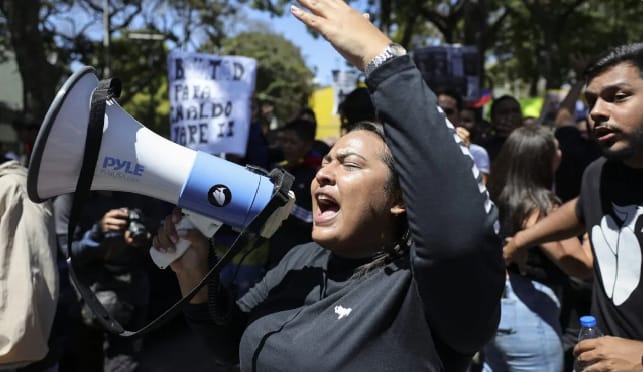 Venezuela : L’Assemblée nationale débat d’une loi d’amnistie générale avec des restrictions ciblées