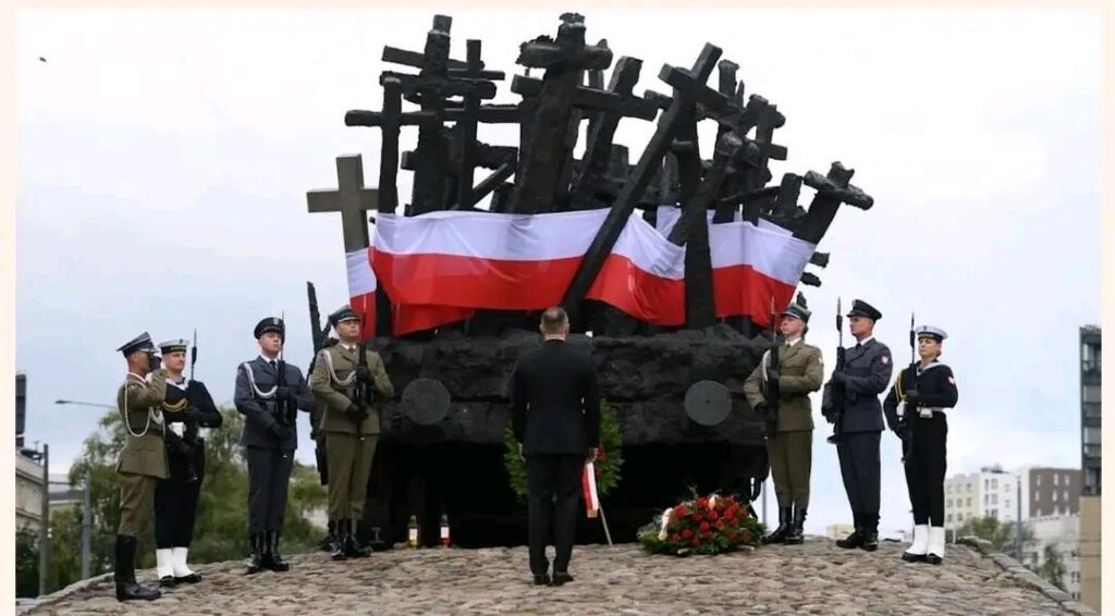 Pologne : Varsovie veut poursuivre Moscou pour crimes historiques