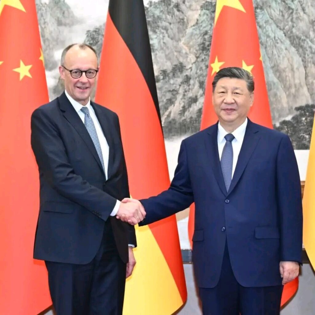 Chine : Pékin annonce une méga-commande de 120 avions à Airbus