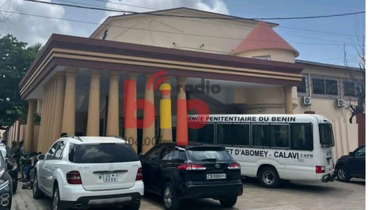 Bénin / CRIET : Un pasteur poursuivi pour une escroquerie présumée de plus de 300 millions FCFA