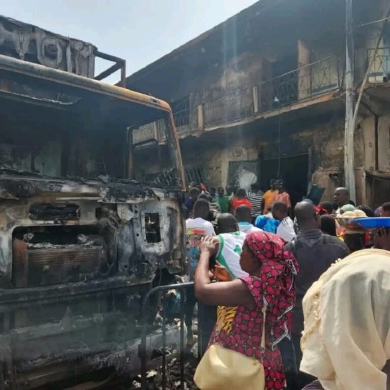 Côte d’Ivoire : Un incendie ravage plusieurs boutiques au marché central de Gagnoa.