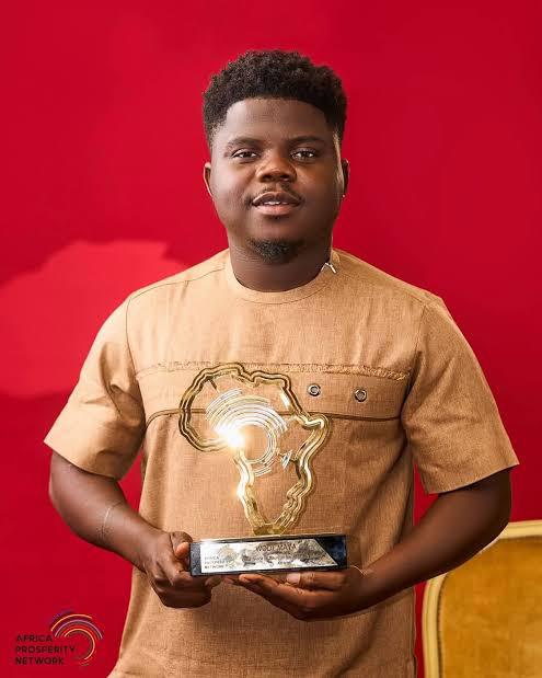 Wode Maya : “J’ai été arrêté et expulsé pour avoir filmé” — Le YouTubeur ghanéen raconte ses expulsions en Zambie et en Ouganda.