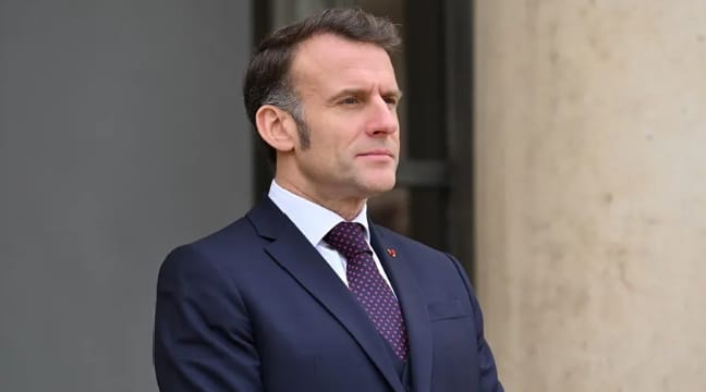 France : « Briser le plafond de verre » – Macron met en lumière l’égalité des chances dans la haute fonction publique.