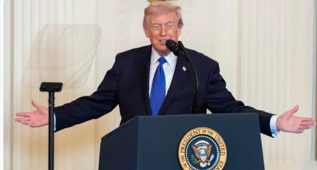 Guerre en Iran : face aux premières pertes américaines, Donald Trump révise le calendrier de l’offensive