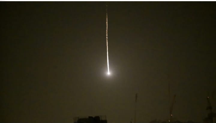 Iran fixe trois conditions pour mettre fin aux frappes américano-israéliennes