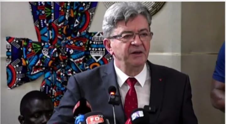 Réaction internationale à la loi sénégalaise sur l’homosexualité : Jean‑Luc Mélenchon critique une décision « absurde »
