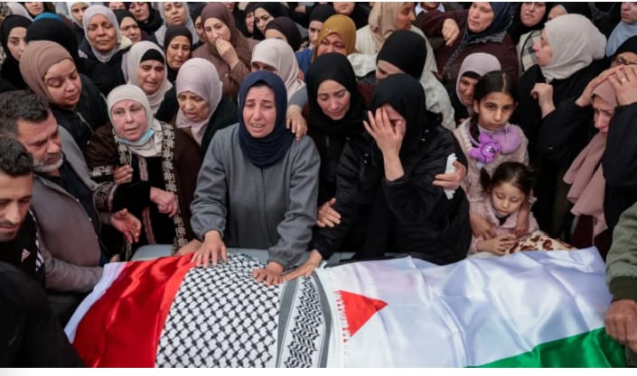 Cisjordanie : une famille palestinienne décimée sous les tirs, le témoignage bouleversant d’un enfant survivant