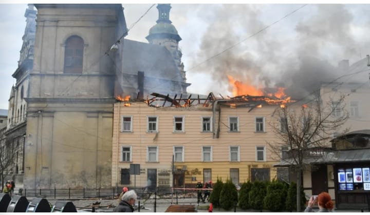 Russie-Ukraine : près de 1 000 drones déployés en 24h alors que Washington change ses priorités