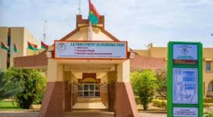 Burkina Faso : Adoption de la Charte de la Révolution, Ibrahim Traoré éligible aux prochaines élections