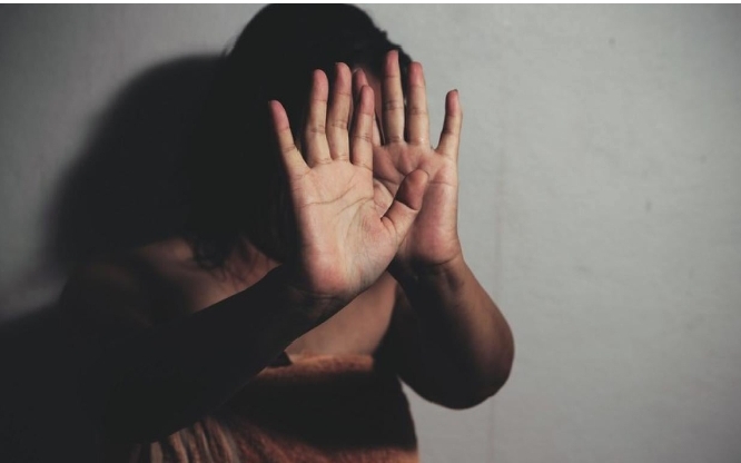 Thiès : un enseignant condamné pour violences conjugales après une dispute autour d’un robinet