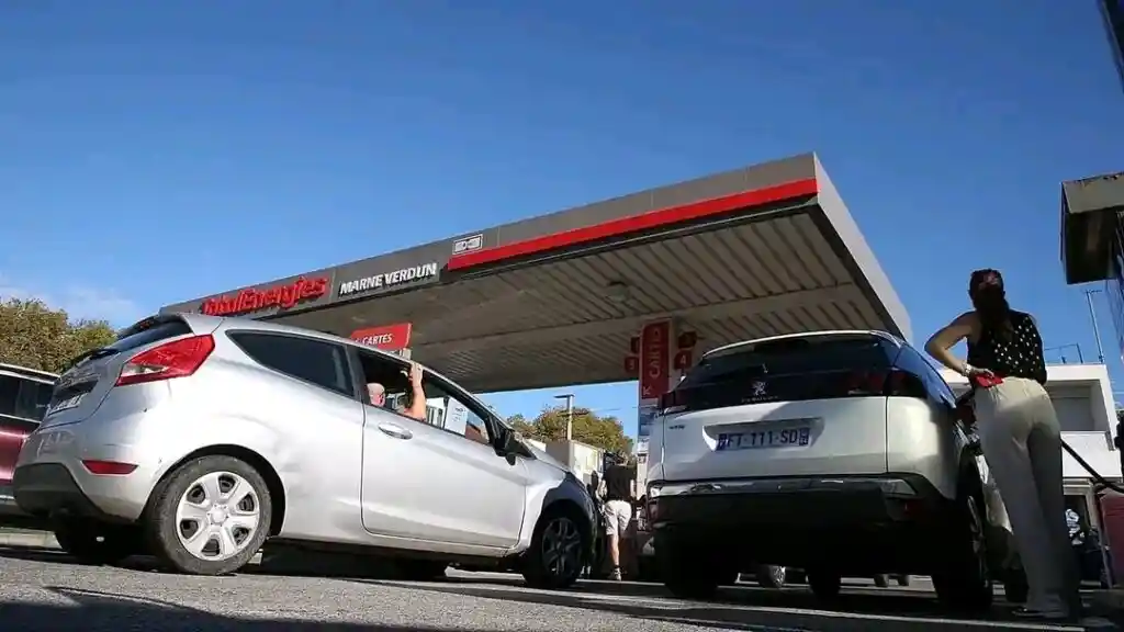 France : les pénuries de carburant refont surface après le plafonnement des prix