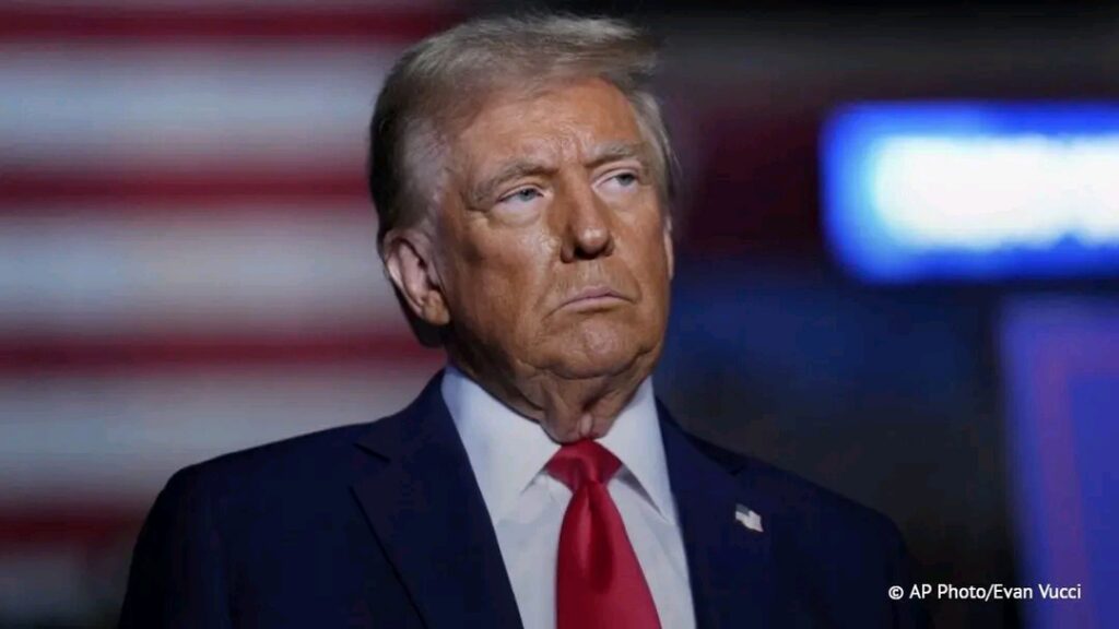 Les États-Unis prêts à frapper fort : vers des droits de douane de 100 % sur certains médicaments