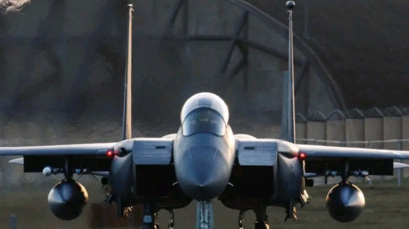 Avion de chasse américain abattu en Iran : Washington lance une opération pour retrouver l’équipage