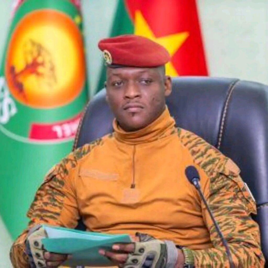 Burkina Faso : Traoré affirme avoir utilisé l’or pour obtenir des drones face aux blocages d’armement