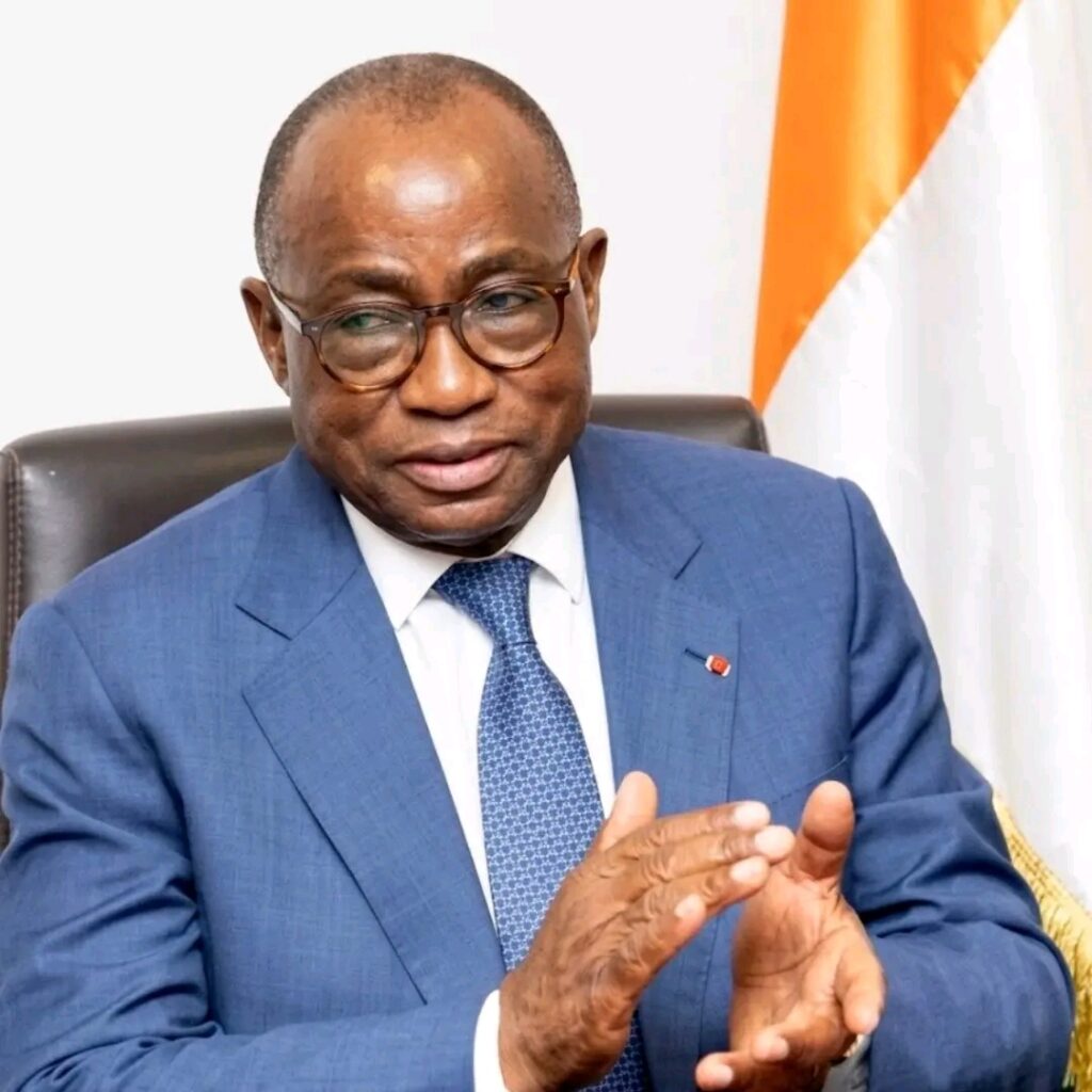 Côte d’Ivoire : prime d’installation et nouveaux salaires pour les enseignants, des mesures pour faciliter l’entrée en fonction.