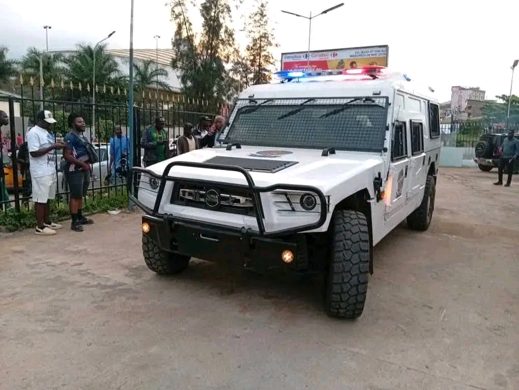Cameroun : l’armée réceptionne un blindé 100 % local conçu par Alpha Motors