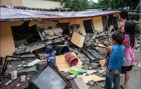 Philippines : au moins 35 morts après un puissant séisme de magnitude 7,8 dans le sud du pays