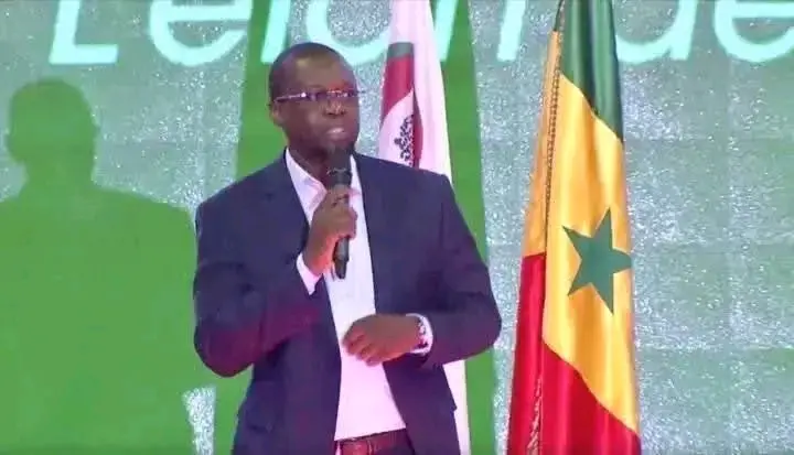 Sénégal : Investi à la tête du PASTEF, Ousmane Sonko affiche sa force politique et fixe le cap des prochaines échéances.