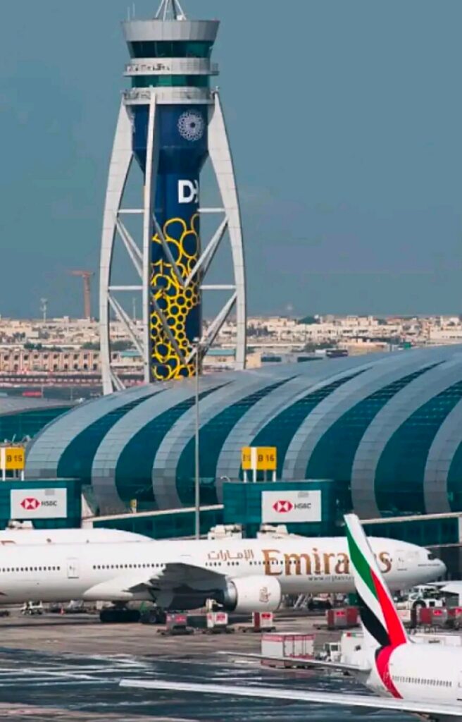 Iran–États-Unis : Téhéran menace les principaux aéroports et ports des Émirats en cas de frappes contre des infrastructures civiles iraniennes.