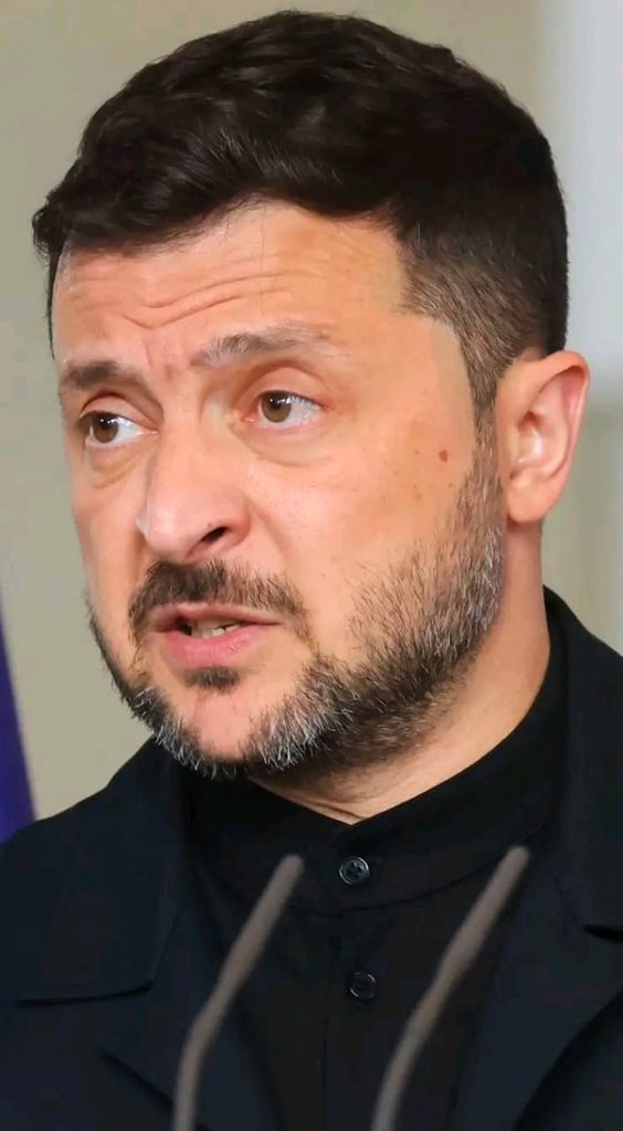 GUERRE EN UKRAINE : APRÈS LA PAUSE DE TROIS JOURS, ZELENSKY APPELLE L’EUROPE À RENFORCER LA DÉFENSE AÉRIENNE