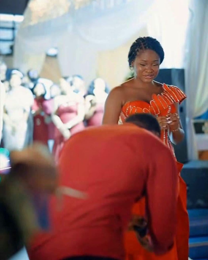 💍 PEOPLE | Tam Sir demande Indira Baboke en mariage : les choses vont vite entre les deux artistes