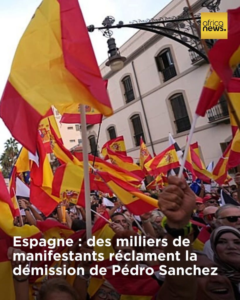Espagne : des milliers de manifestants réclament la démission de Pédro Sanchez