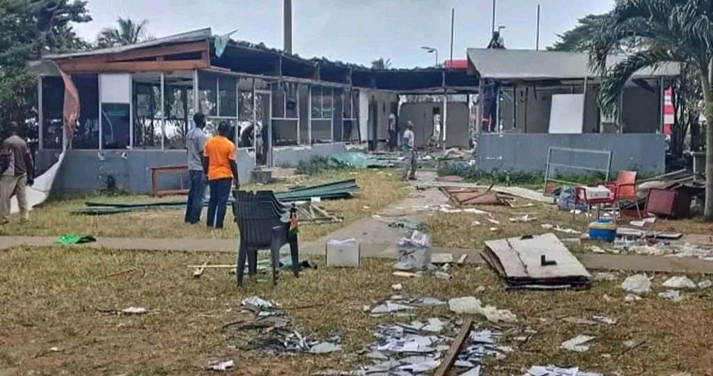 Côte d'ivoire : La démolition d’un bureau annexe de la mairie suscite des inquiétudes pour les programmes d’insertion des jeunes