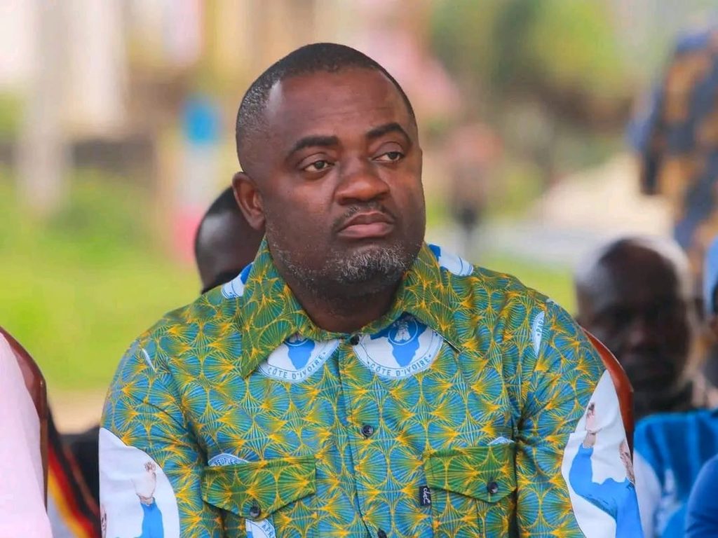 CÔTE D’IVOIRE : APRÈS 384 JOURS DE DÉTENTION, BLAISE LASM FACE À LA JUSTICE , UN PROCÈS QUI INTERROGE L’OPPOSITION