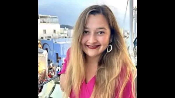 Belgique : Elvira, une juriste de 34 ans, retrouvée morte après une attaque au couteau à son domicile Belgique : Elvira, une juriste de 34 ans, retrouvée morte après une attaque au couteau à son domicile